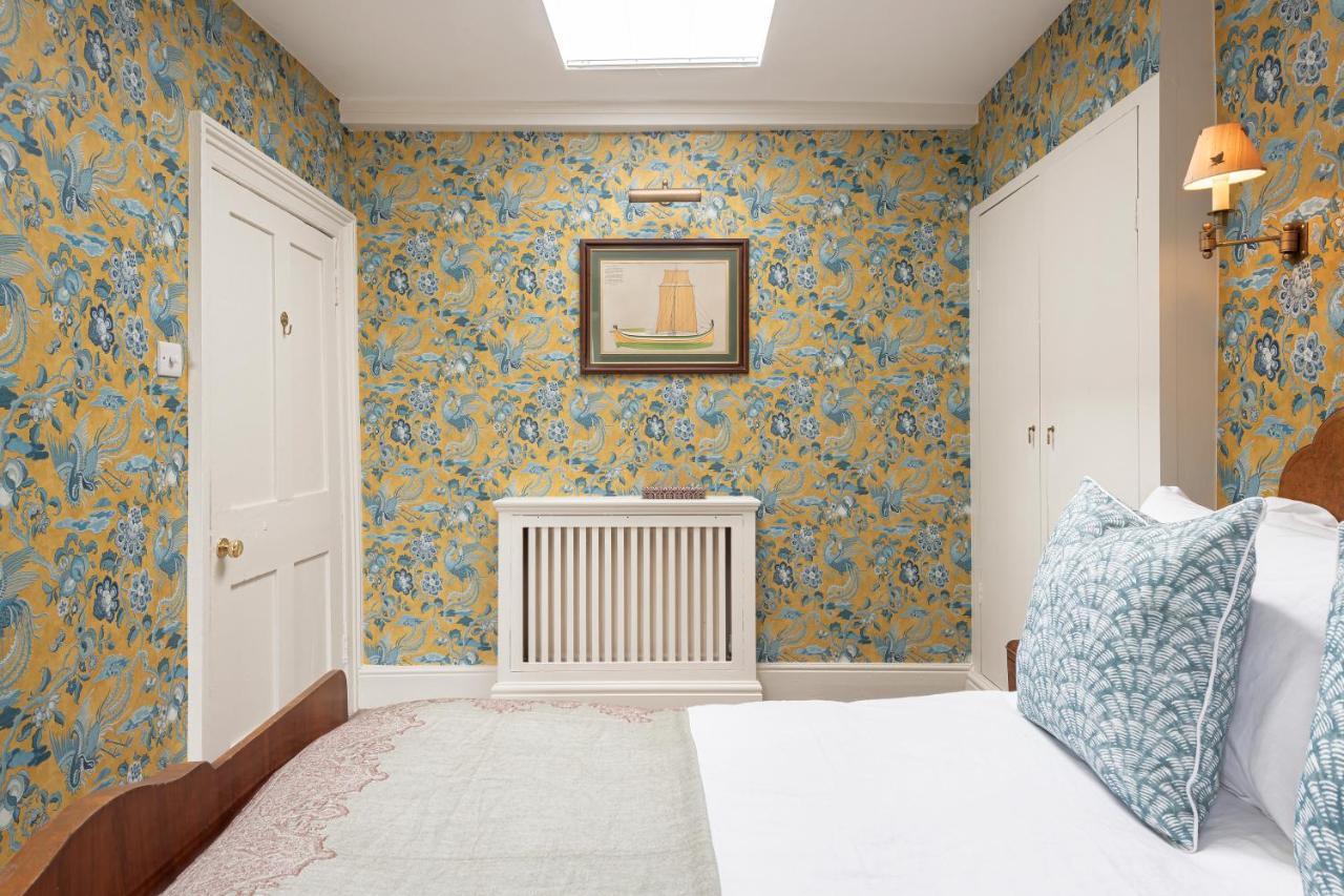 Central Apartment With Private Parking Bath Esterno foto