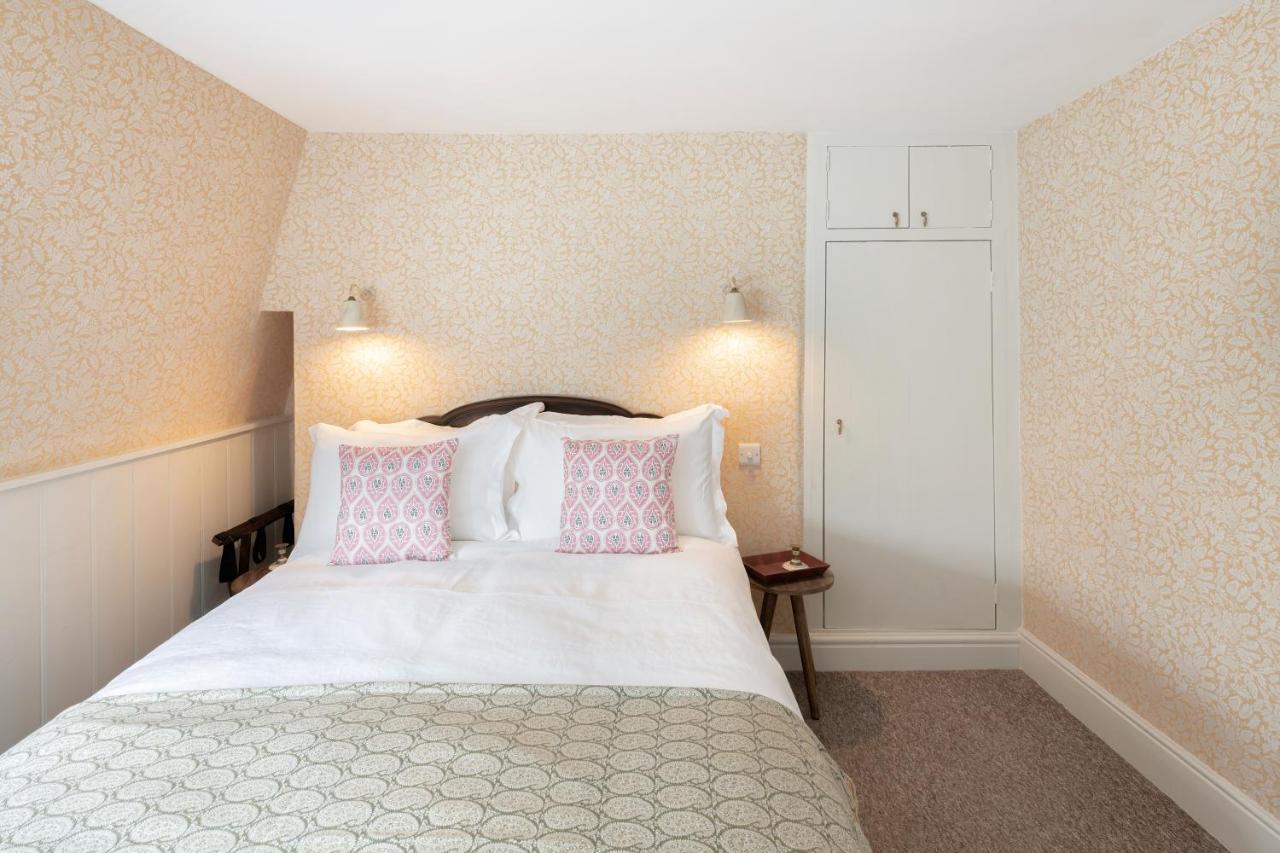 Central Apartment With Private Parking Bath Esterno foto